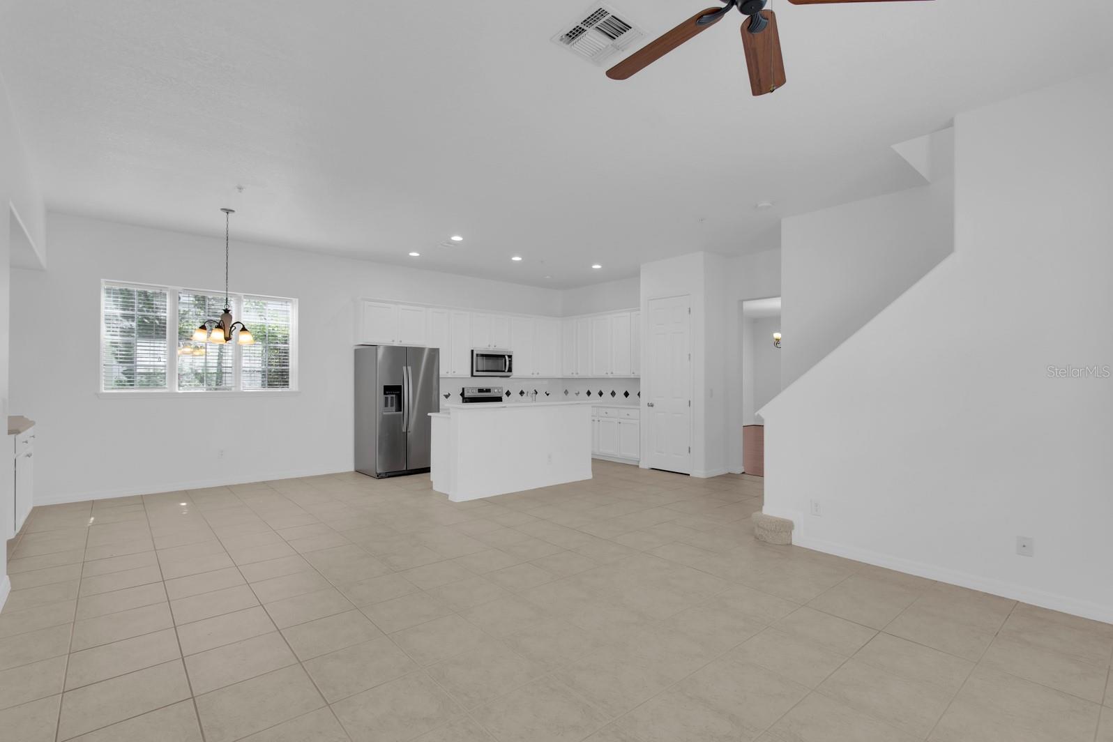 3929 CORRINE DR, ORLANDO, FL, 32814