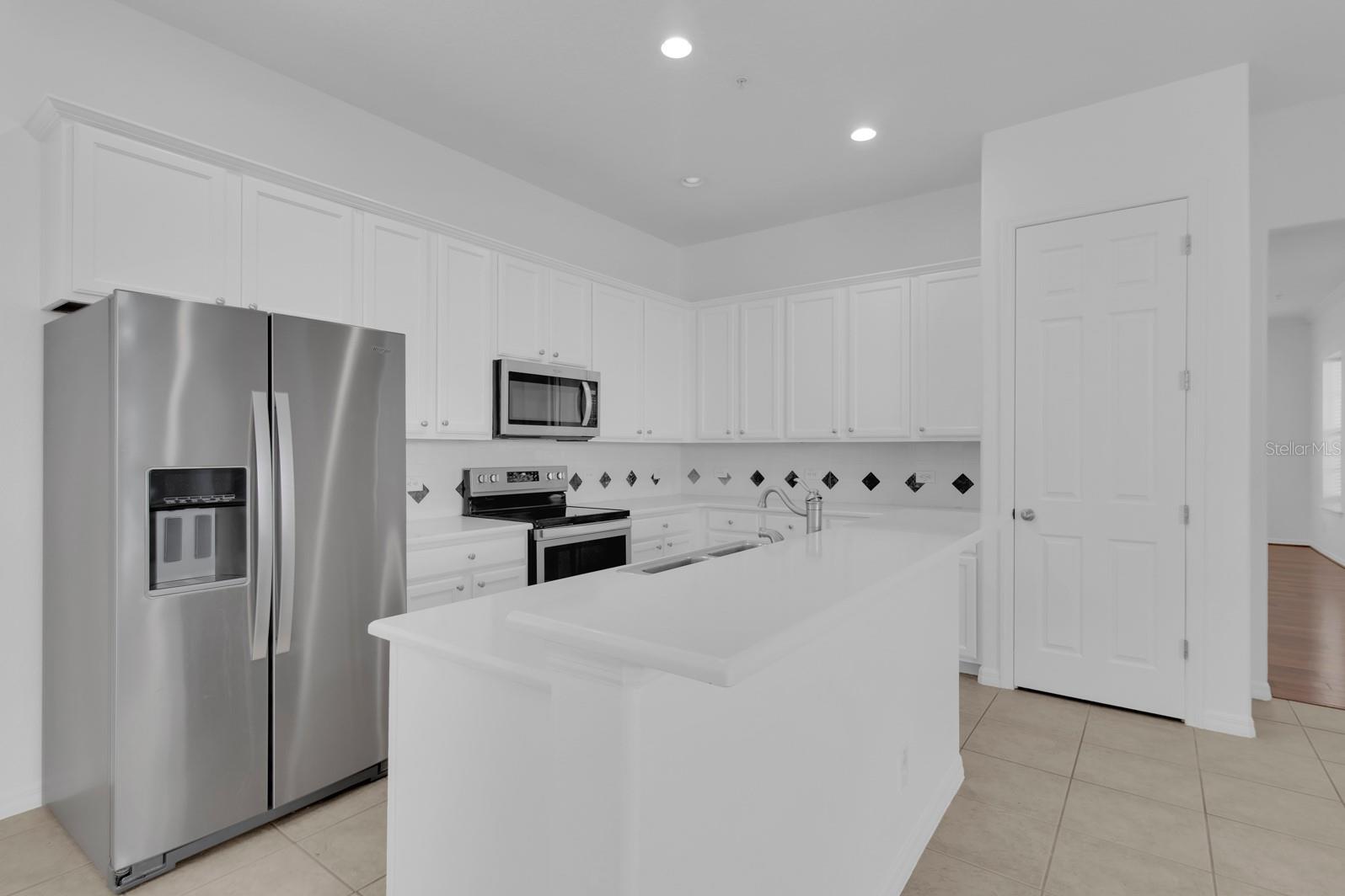 3929 CORRINE DR, ORLANDO, FL, 32814