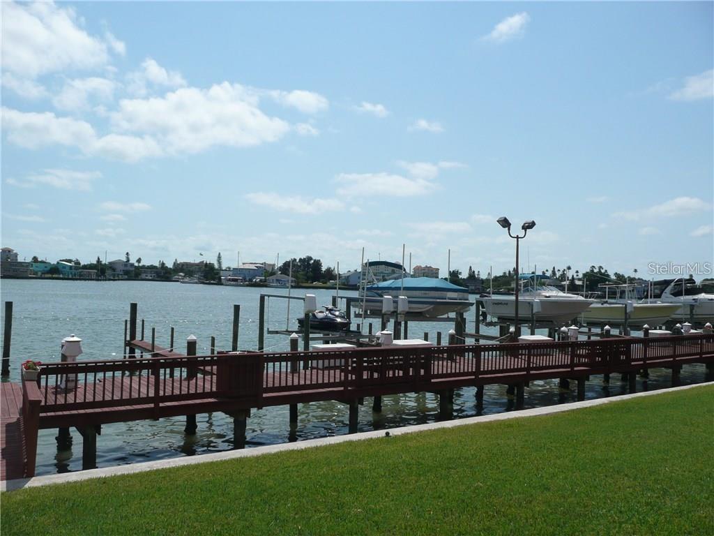 660 ISLAND WAY #801, CLEARWATER BEACH, FL, 33767