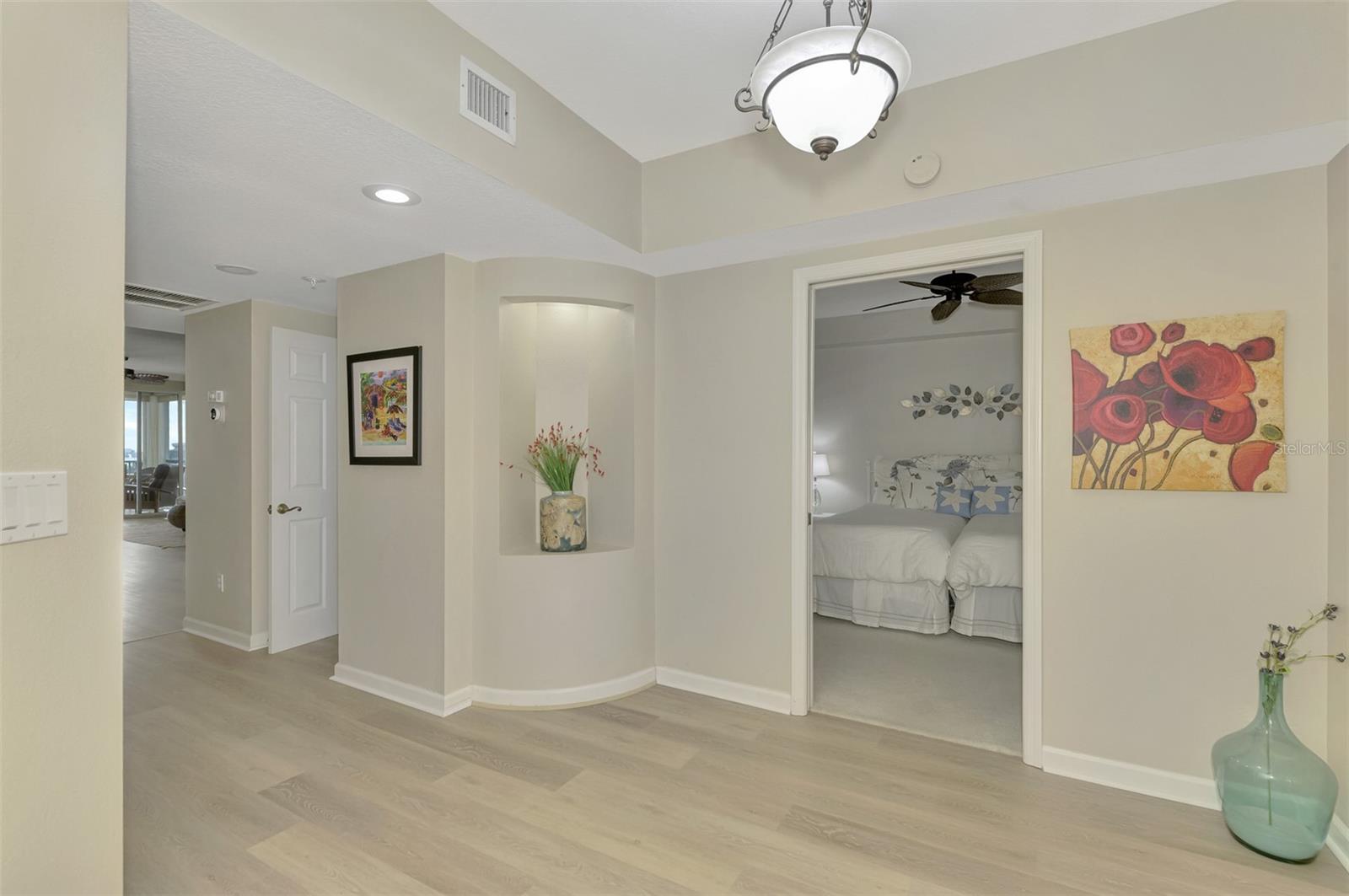 1260 DOLPHIN BAY WAY #402, SARASOTA, FL, 34242