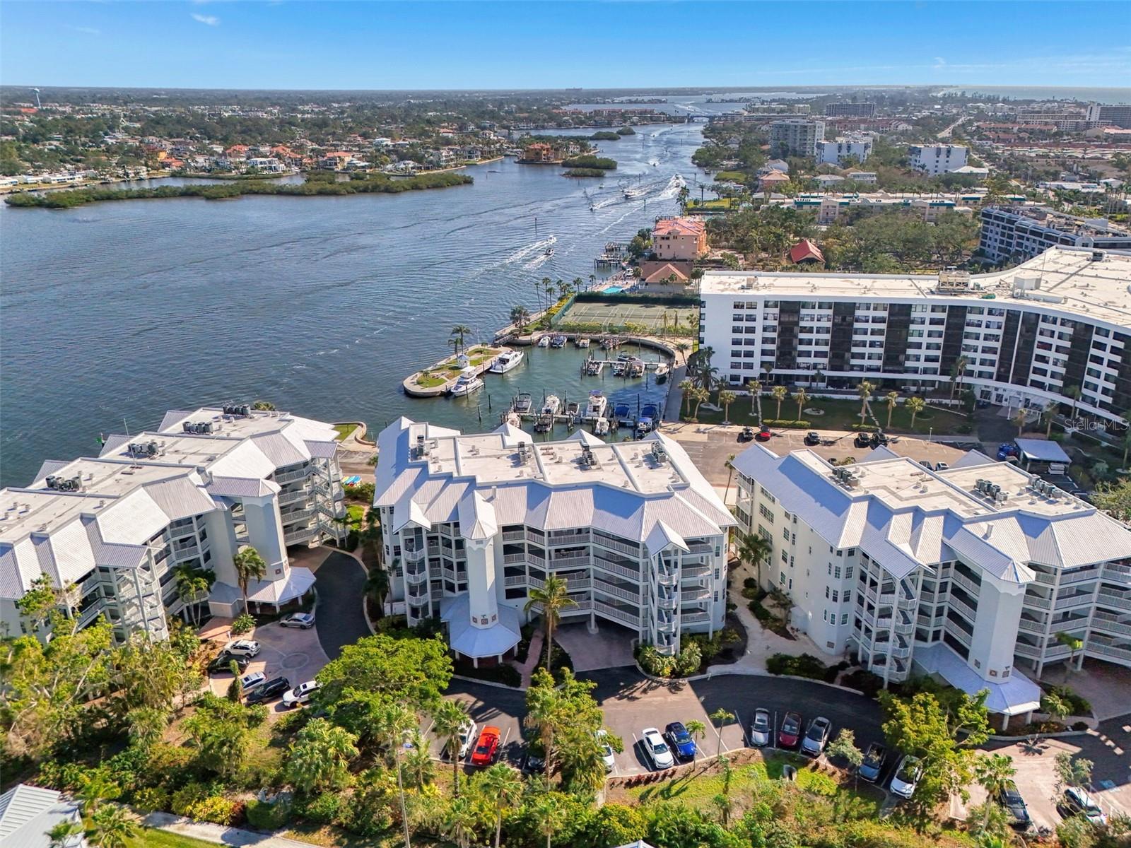 1260 DOLPHIN BAY WAY #402, SARASOTA, FL, 34242