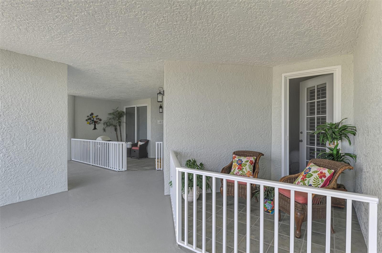 1260 DOLPHIN BAY WAY #402, SARASOTA, FL, 34242