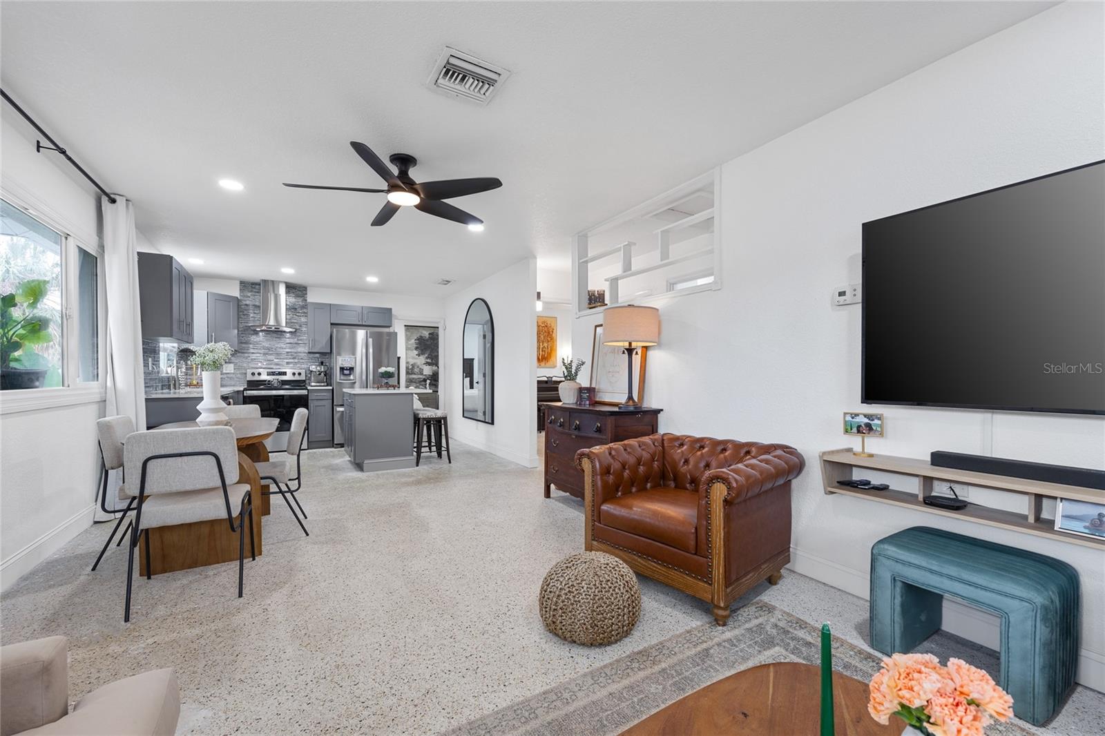 5901 1ST ST NE, ST PETERSBURG, FL, 33703