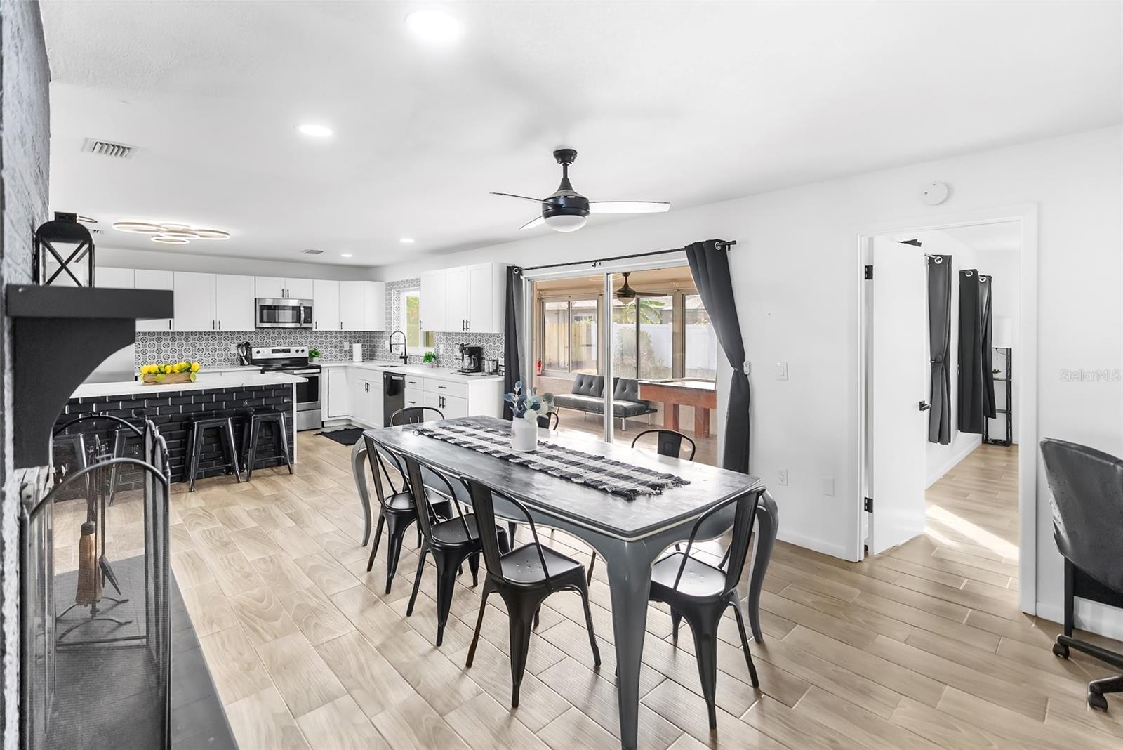 6805 13TH AVE W, BRADENTON, FL, 34209
