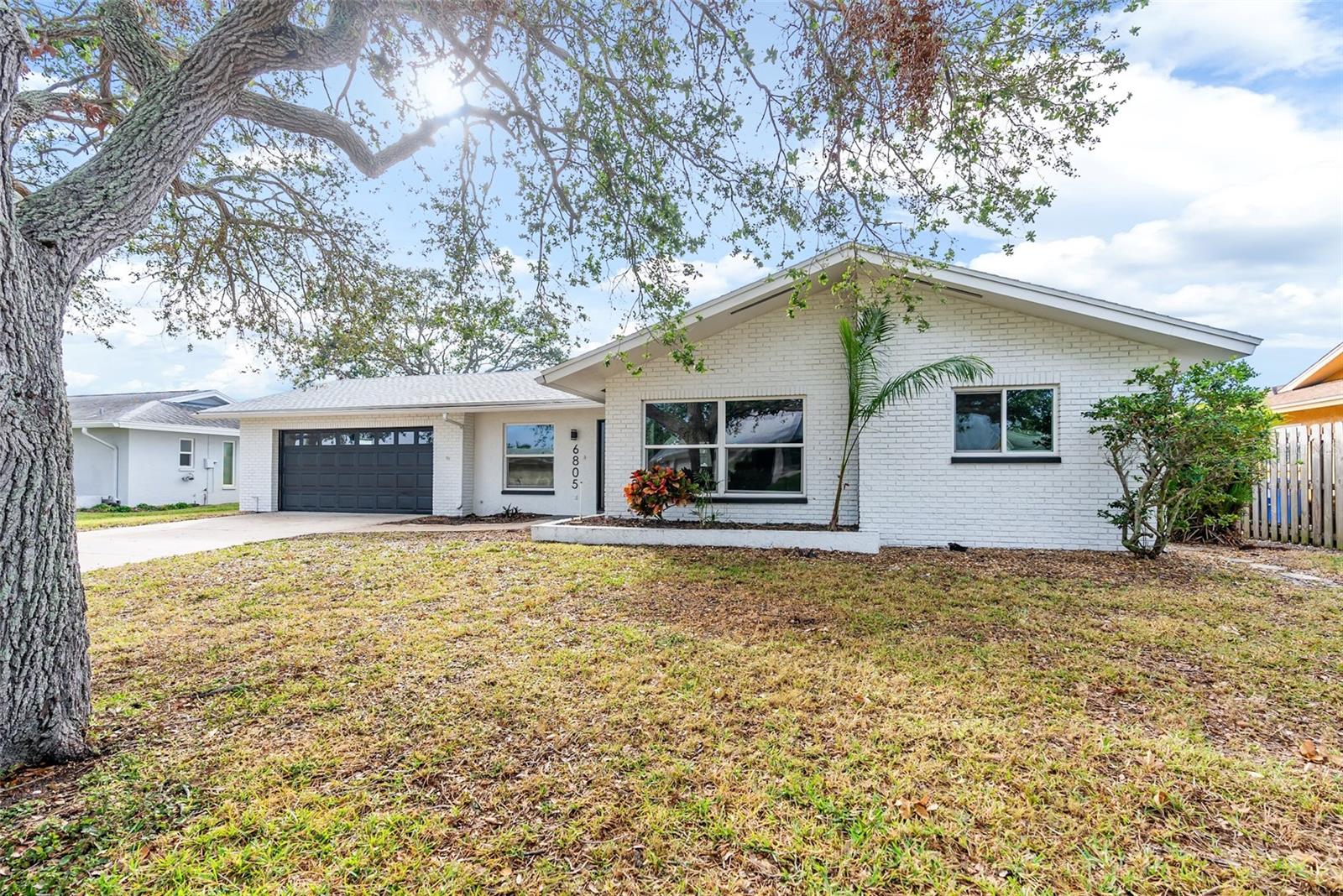 6805 13TH AVE W, BRADENTON, FL, 34209