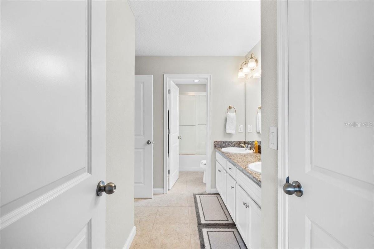 12211 STREAMBED DR, RIVERVIEW, FL, 33579