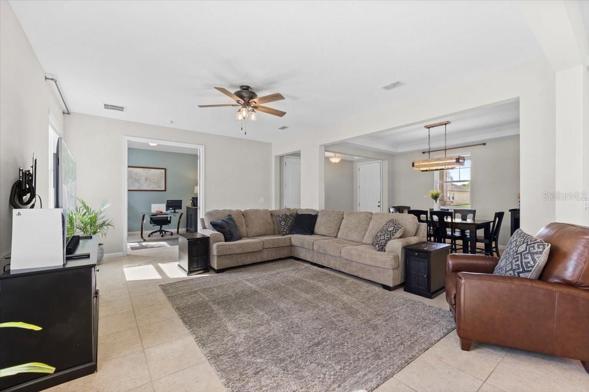 12211 STREAMBED DR, RIVERVIEW, FL, 33579