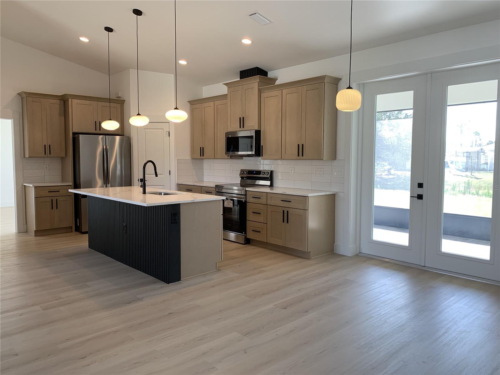 2721 WOODWARD AVE, NORTH PORT, FL, 34286