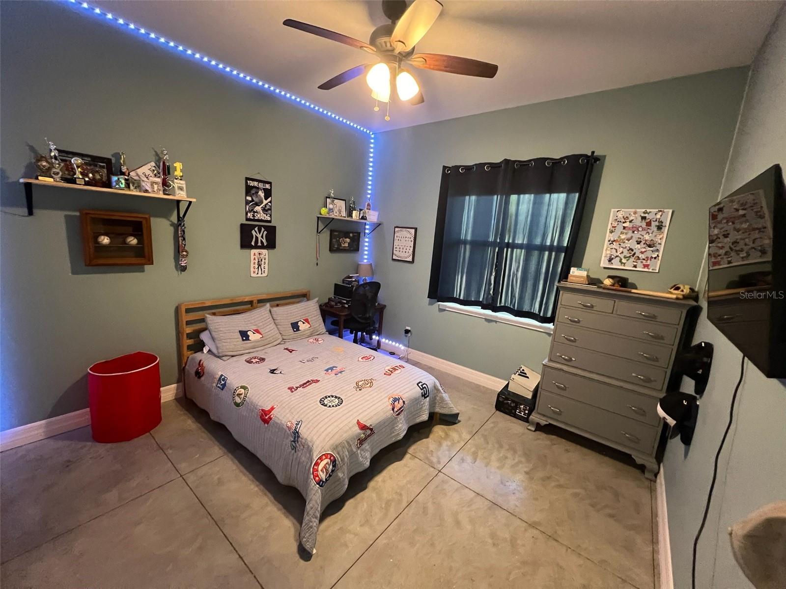 22531 5TH ST, HOWEY IN THE HILLS, FL, 34737