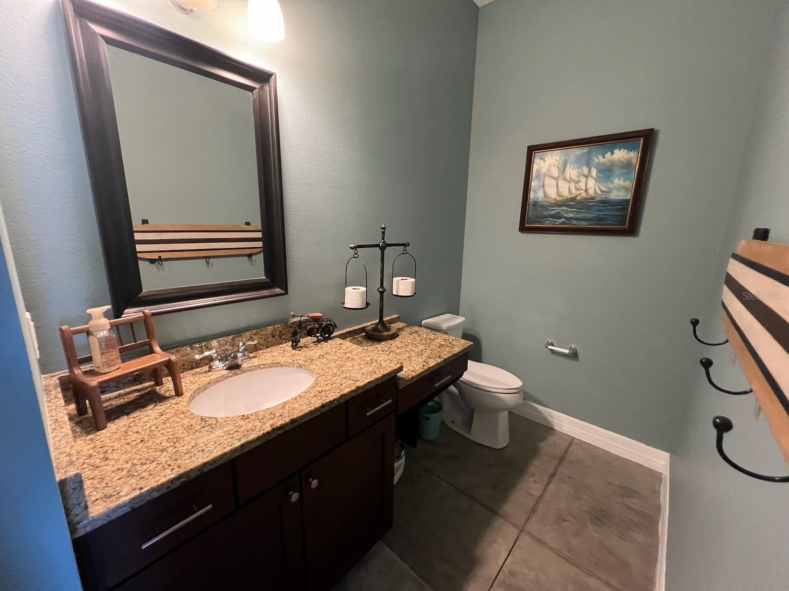 22531 5TH ST, HOWEY IN THE HILLS, FL, 34737
