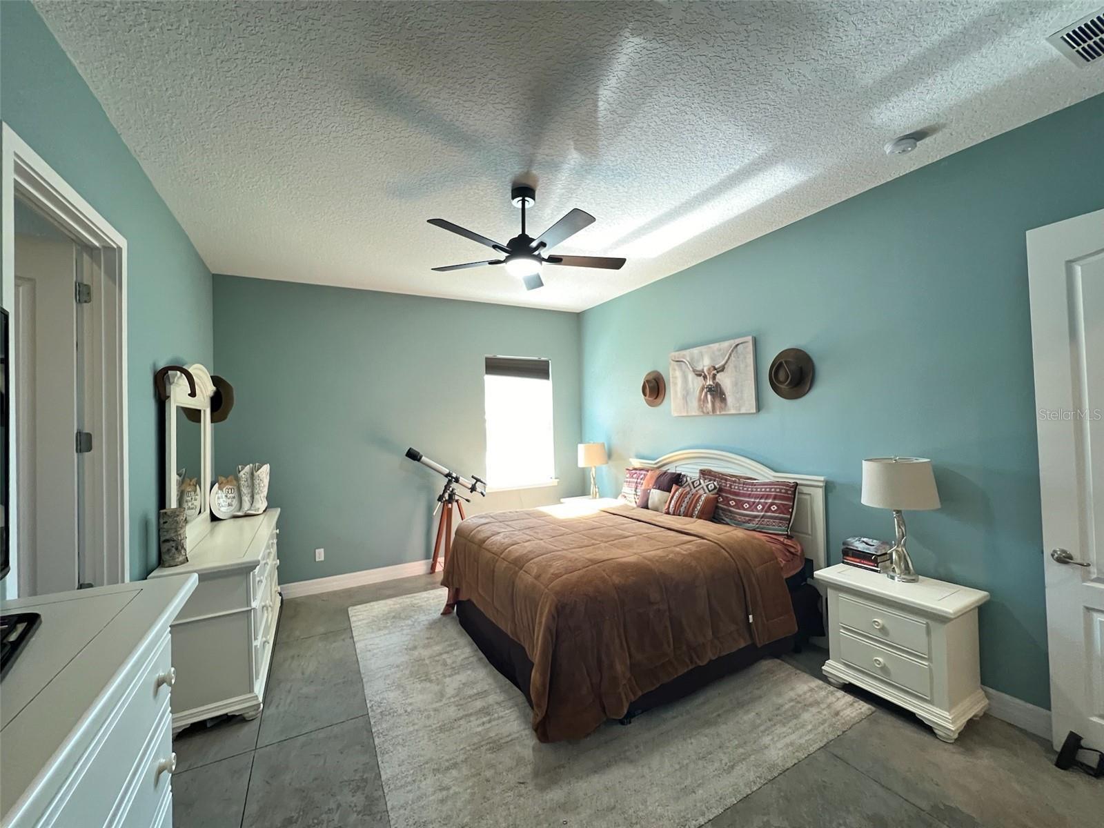22531 5TH ST, HOWEY IN THE HILLS, FL, 34737