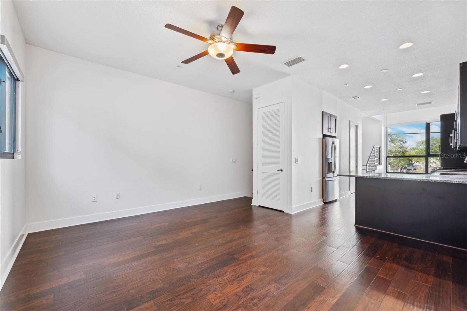 146 8TH ST N, ST PETERSBURG, FL, 33701