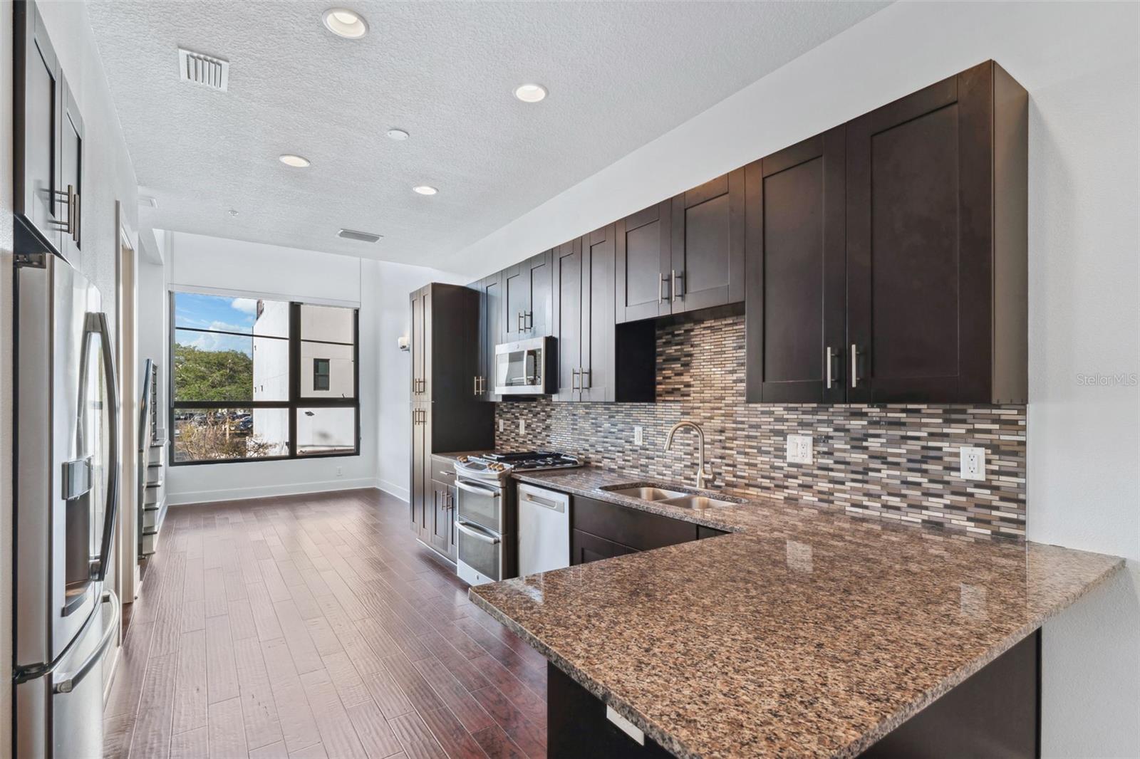 146 8TH ST N, ST PETERSBURG, FL, 33701