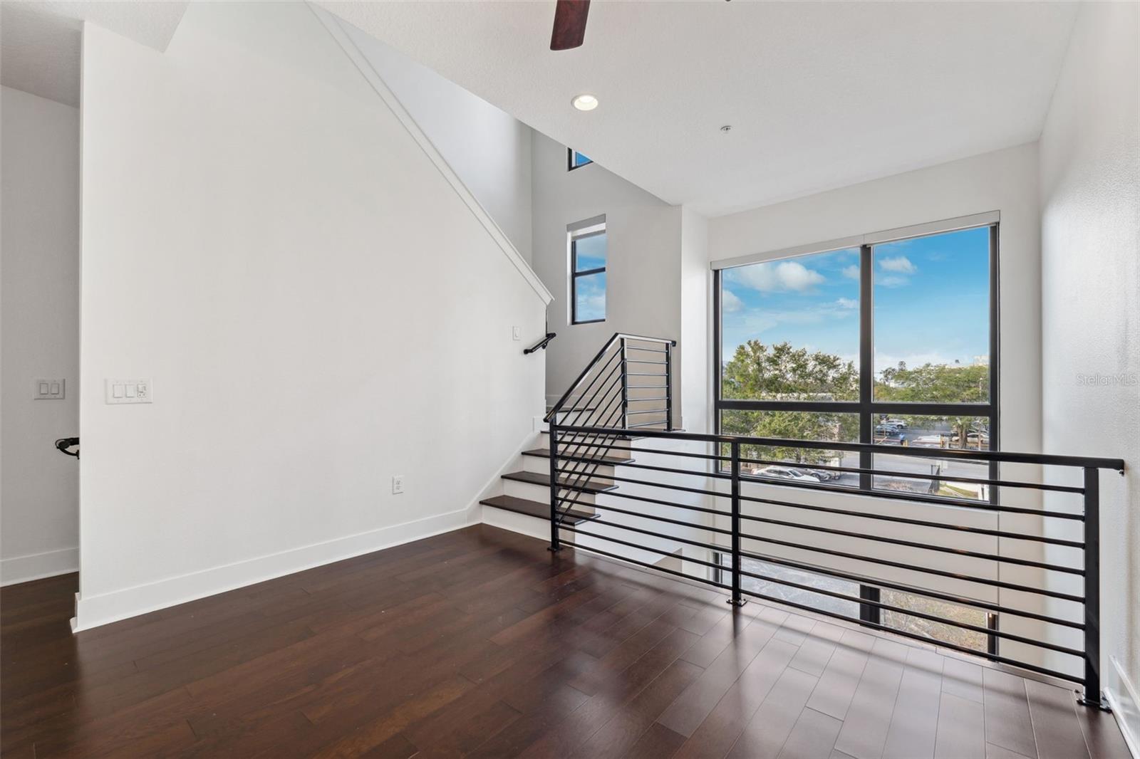 146 8TH ST N, ST PETERSBURG, FL, 33701