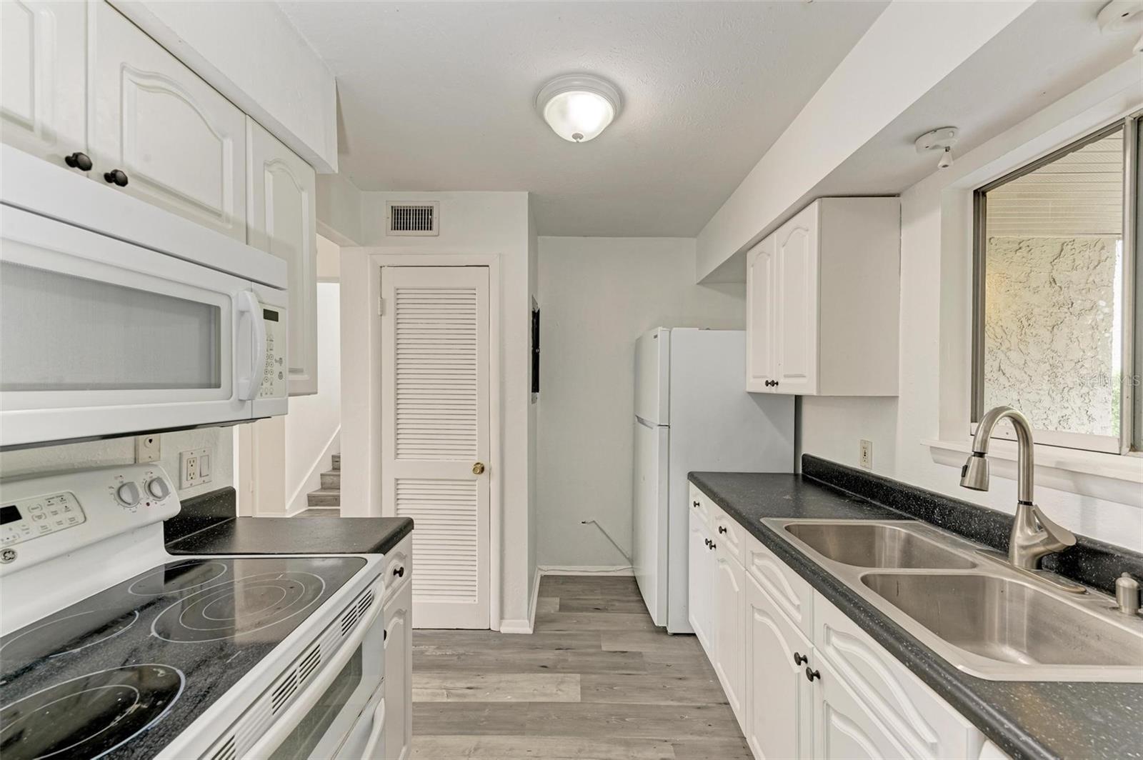 4477 SANDNER DR, SARASOTA, FL, 34243