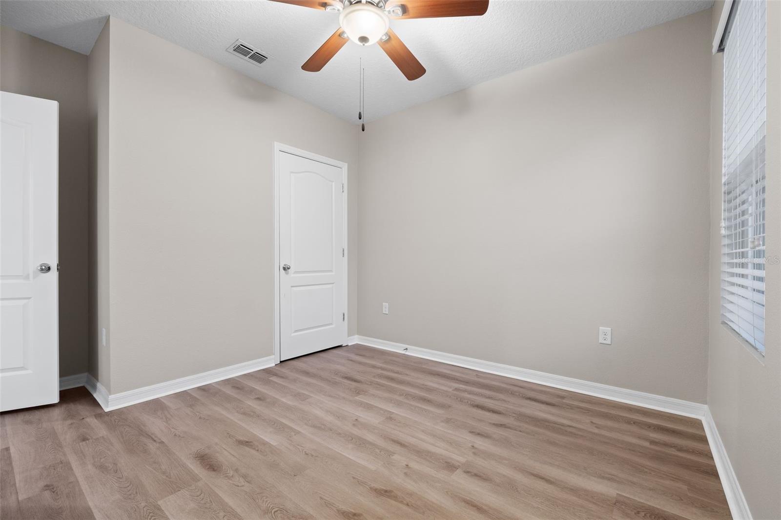 1965 VAN BUREN LOOP, AUBURNDALE, FL, 33823