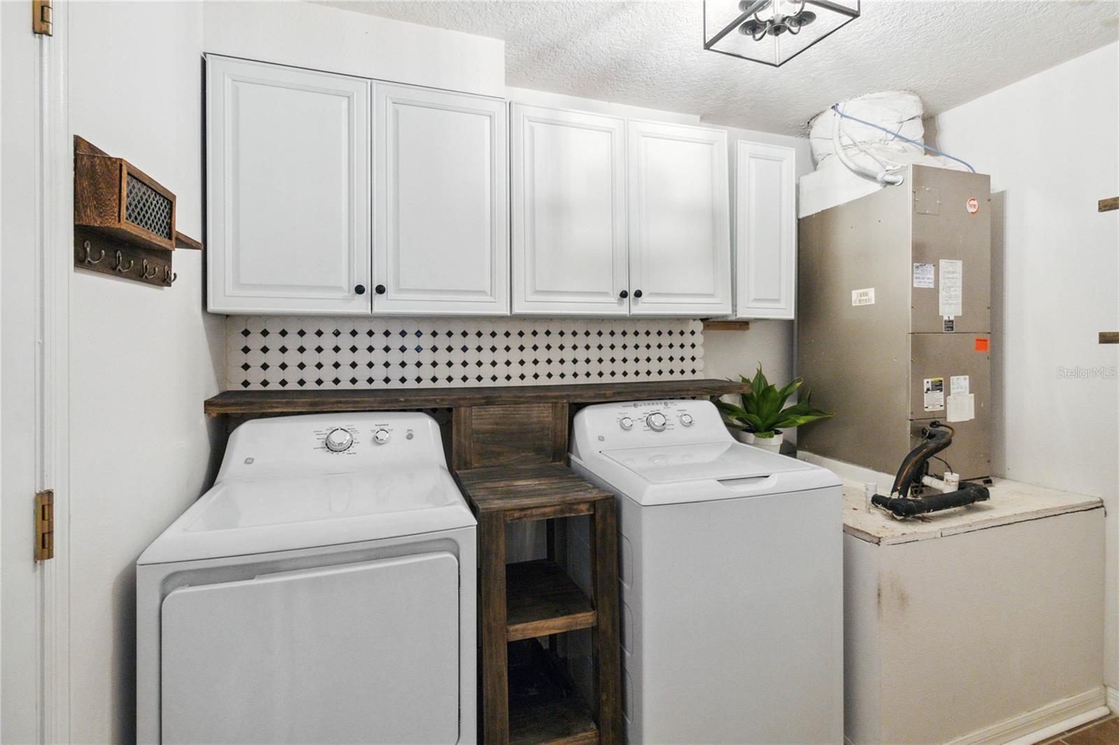 402 RIO GRANDE CT, POINCIANA, FL, 34759