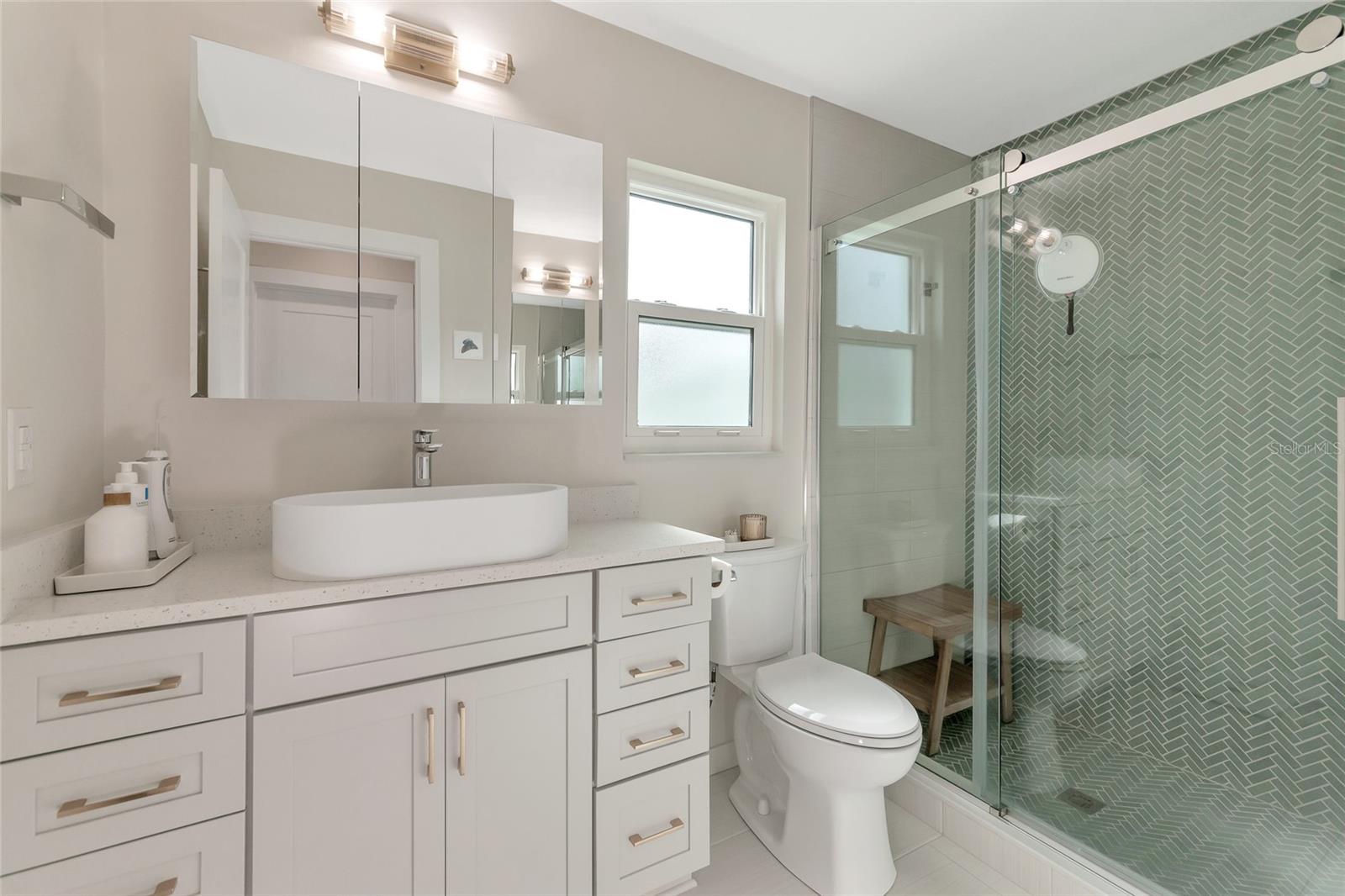 833 HARBOR DR S, VENICE, FL, 34285