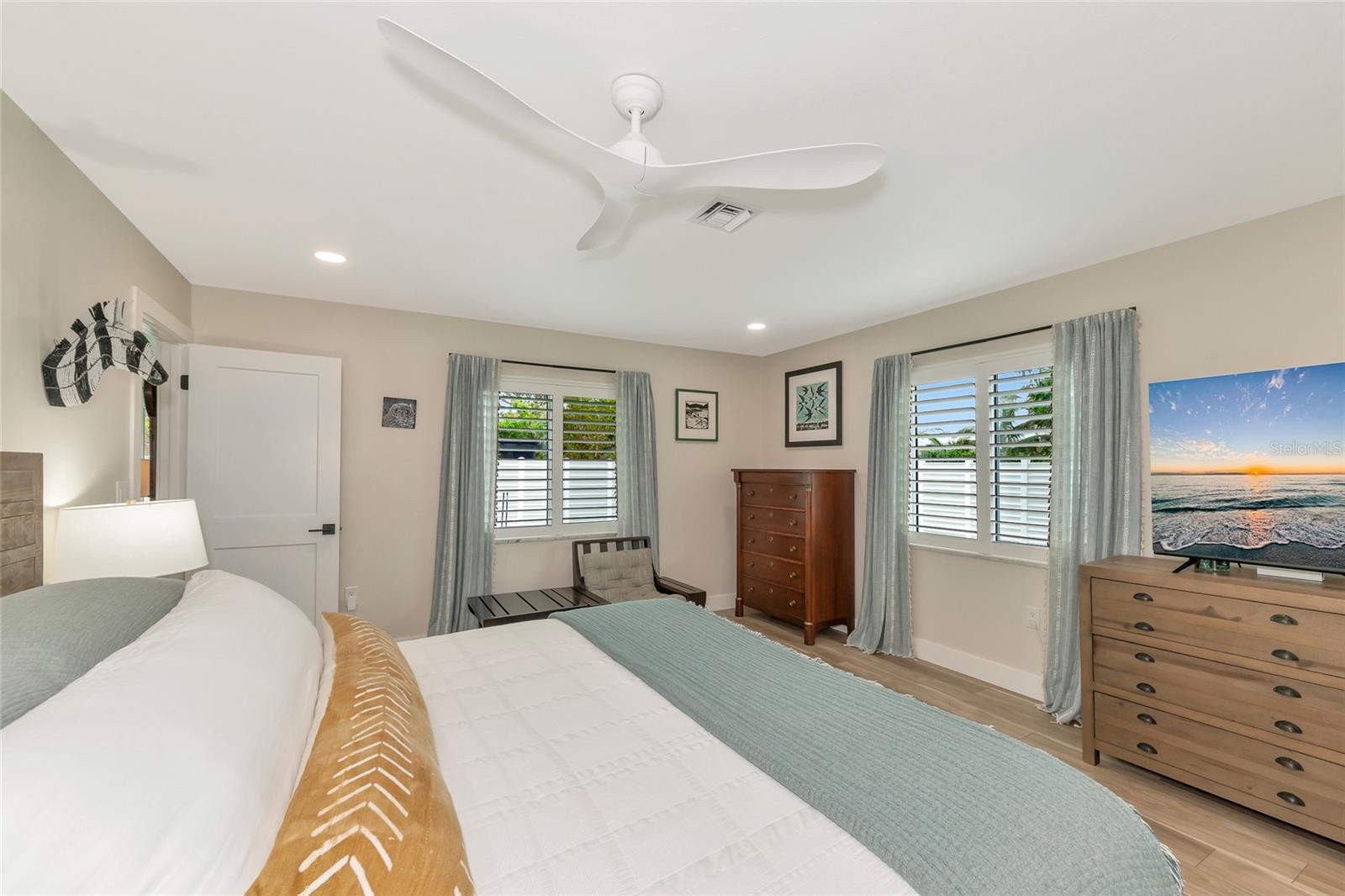 833 HARBOR DR S, VENICE, FL, 34285