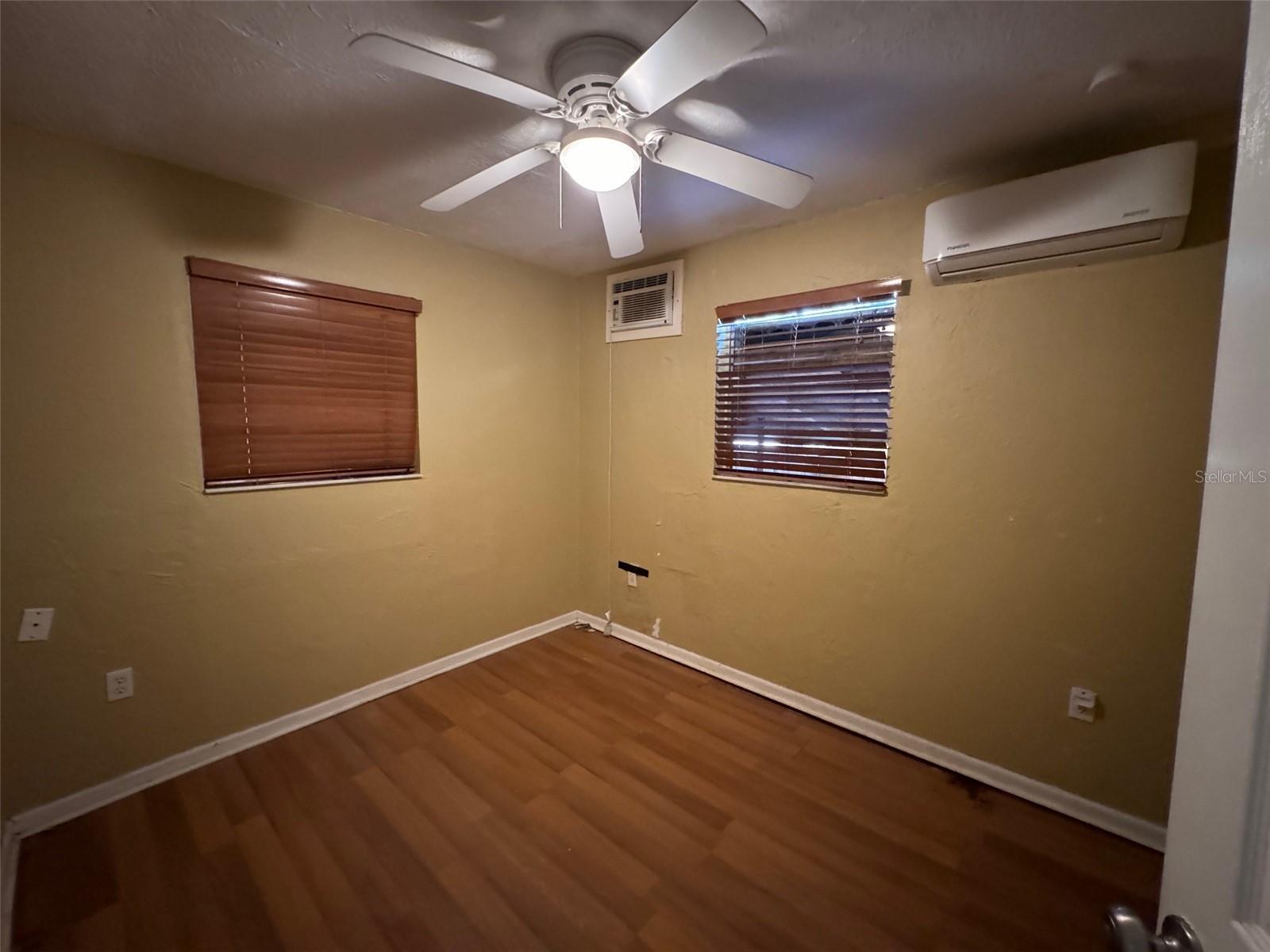 6513 48TH AVE N, KENNETH CITY, FL, 33709
