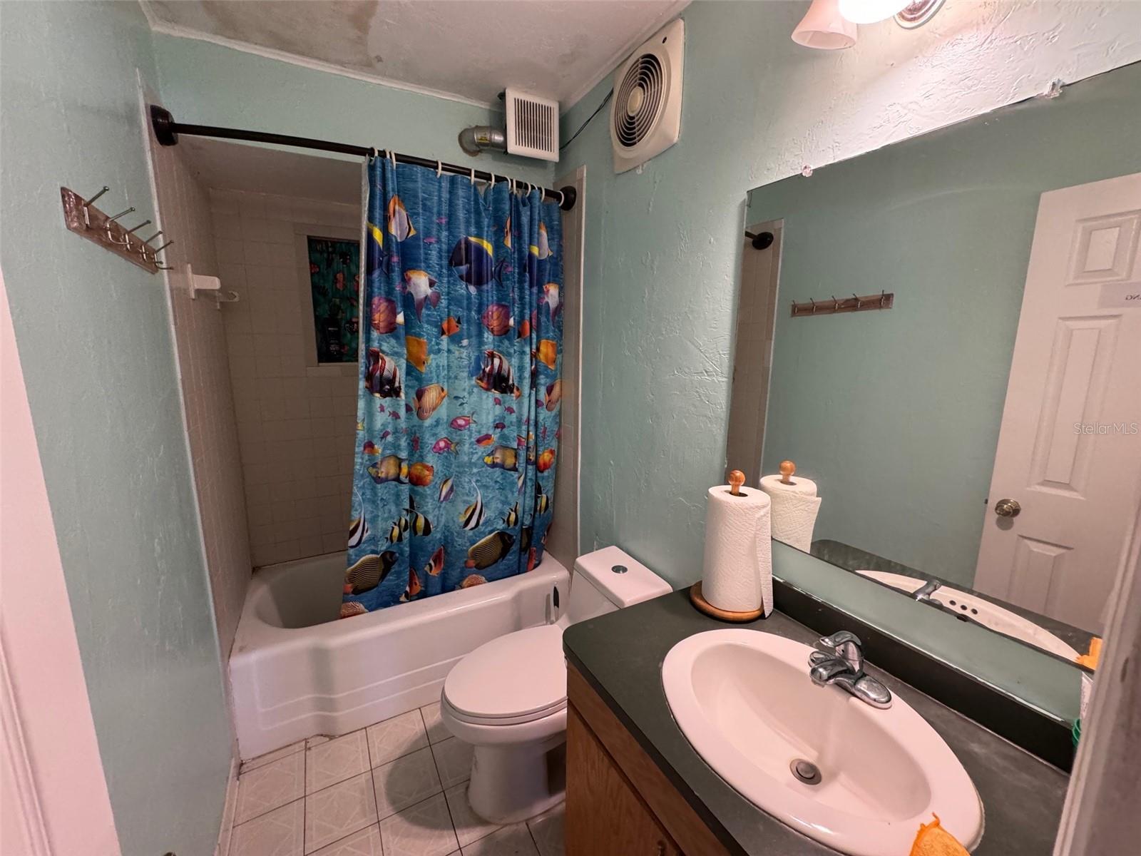 6513 48TH AVE N, KENNETH CITY, FL, 33709