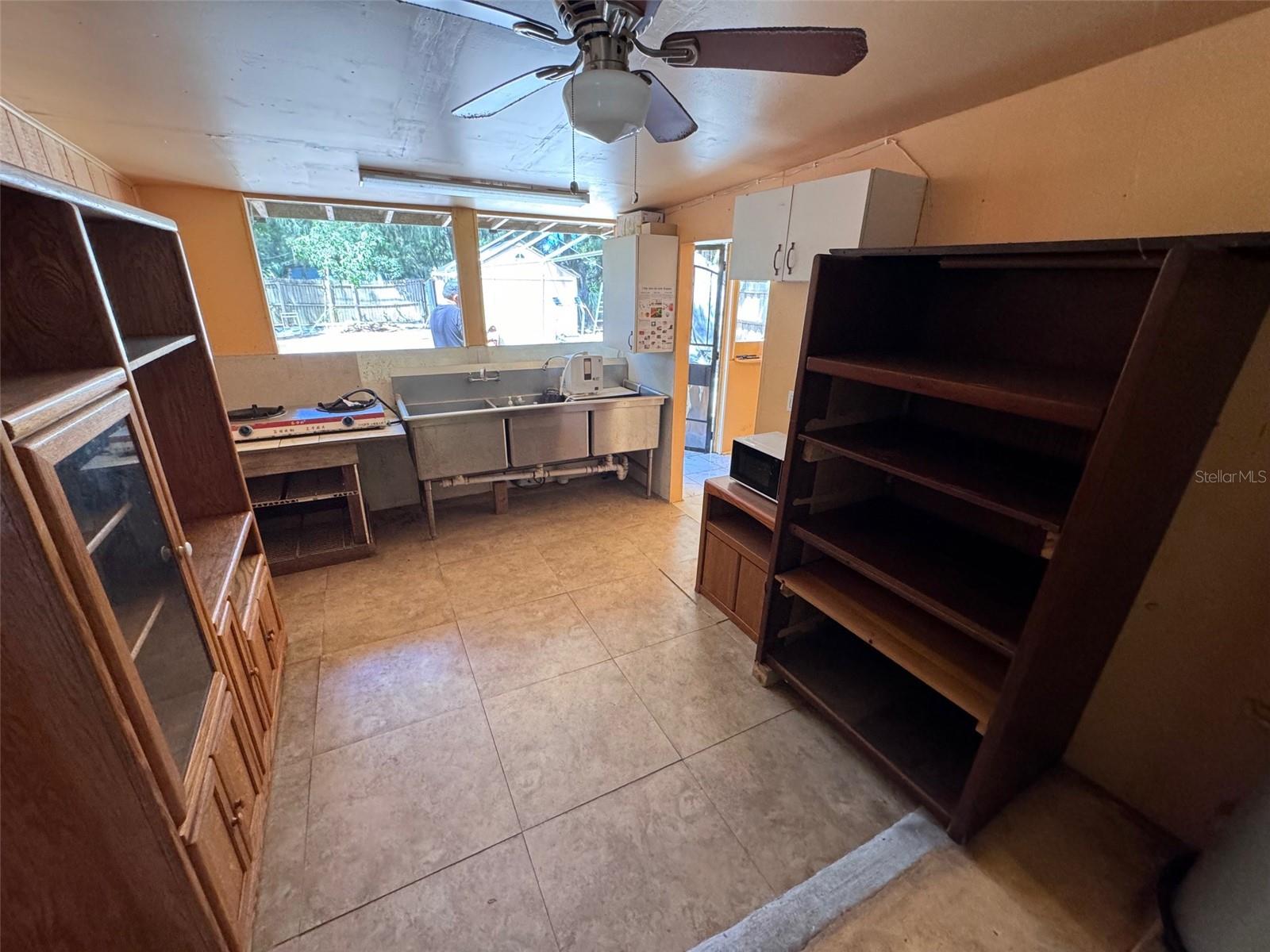 6513 48TH AVE N, KENNETH CITY, FL, 33709