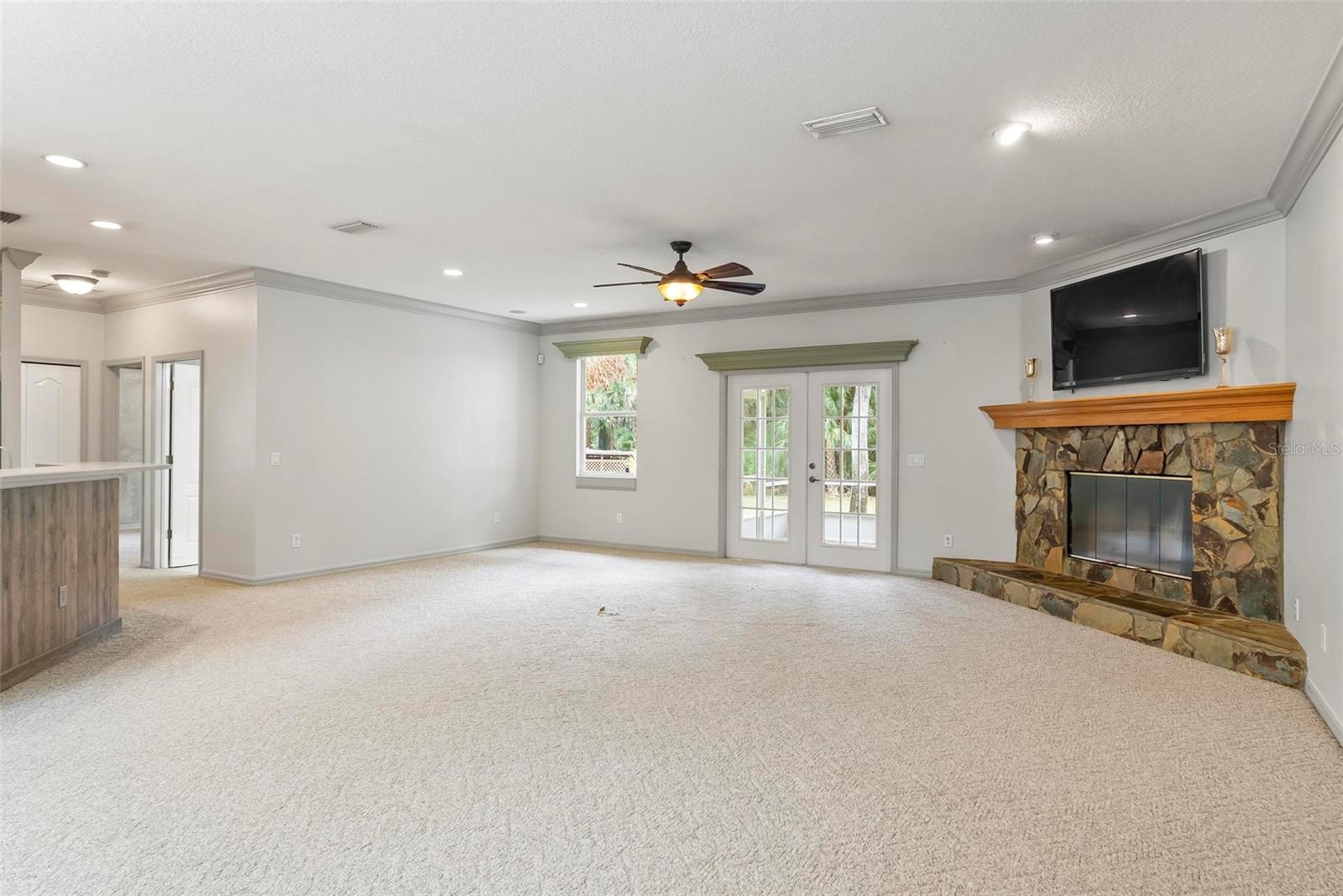 63 VILLAGE DR, ORMOND BEACH, FL, 32174