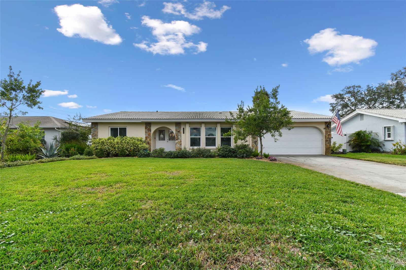 6212 43RD AVE N, KENNETH CITY, FL, 33709