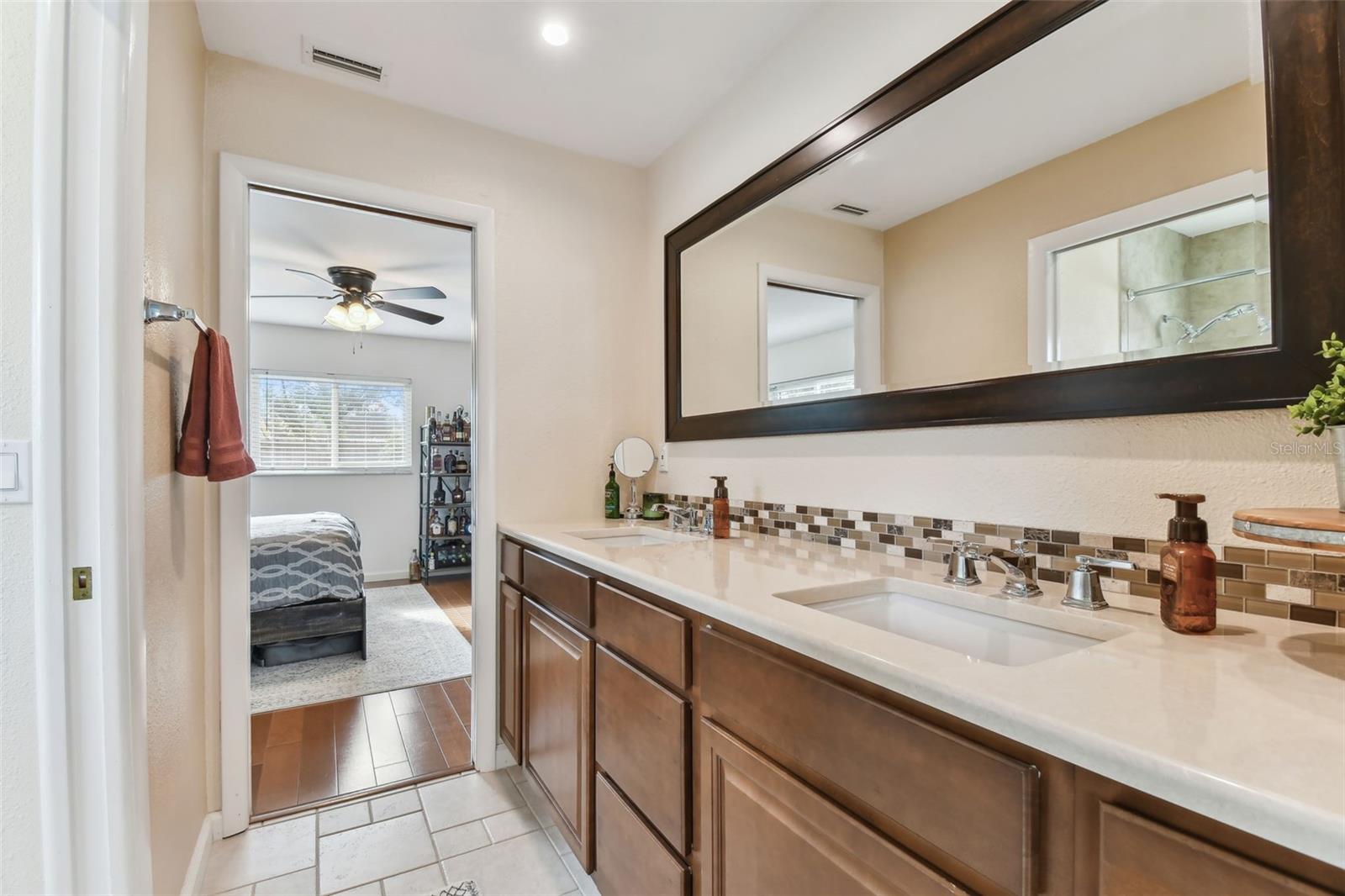 6212 43RD AVE N, KENNETH CITY, FL, 33709