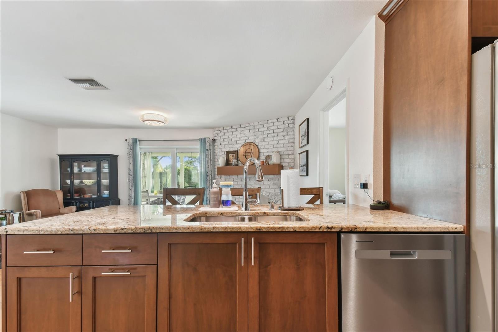 6212 43RD AVE N, KENNETH CITY, FL, 33709