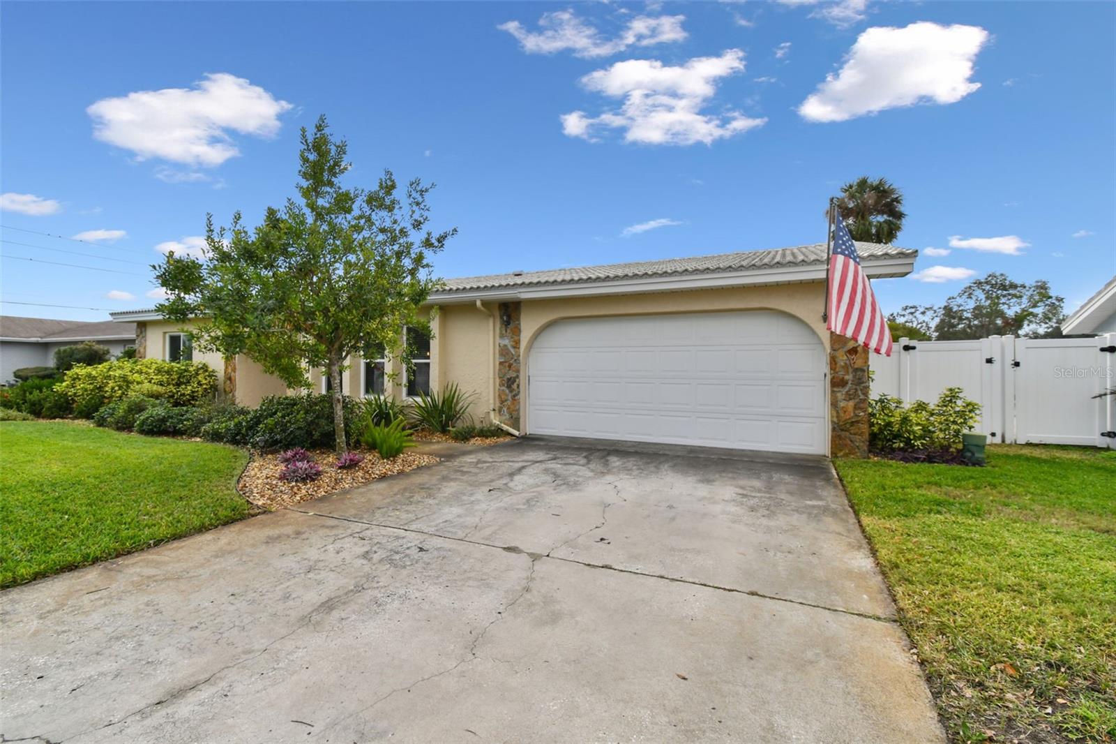 6212 43RD AVE N, KENNETH CITY, FL, 33709