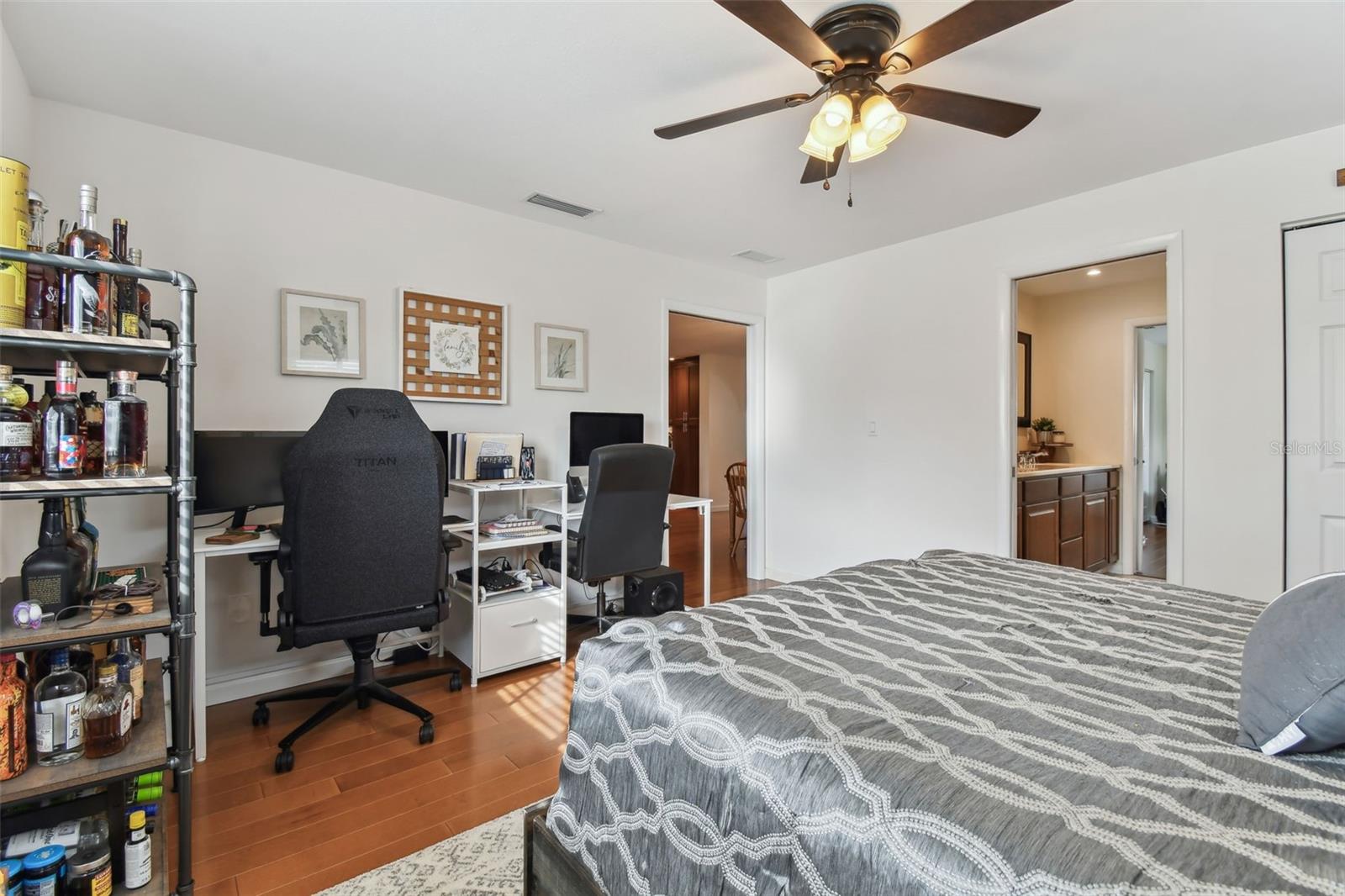 6212 43RD AVE N, KENNETH CITY, FL, 33709
