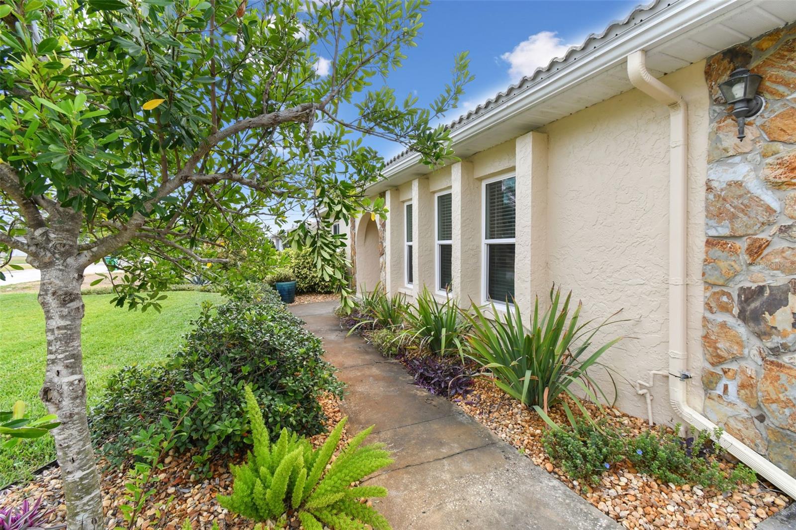 6212 43RD AVE N, KENNETH CITY, FL, 33709
