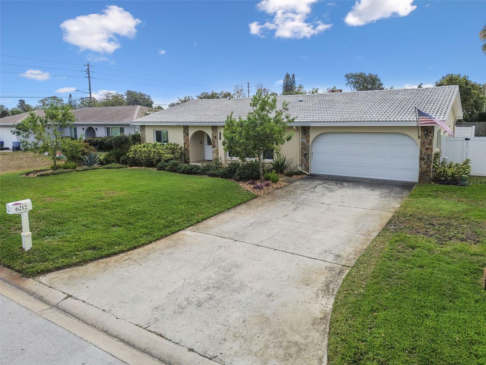 6212 43RD AVE N, KENNETH CITY, FL, 33709