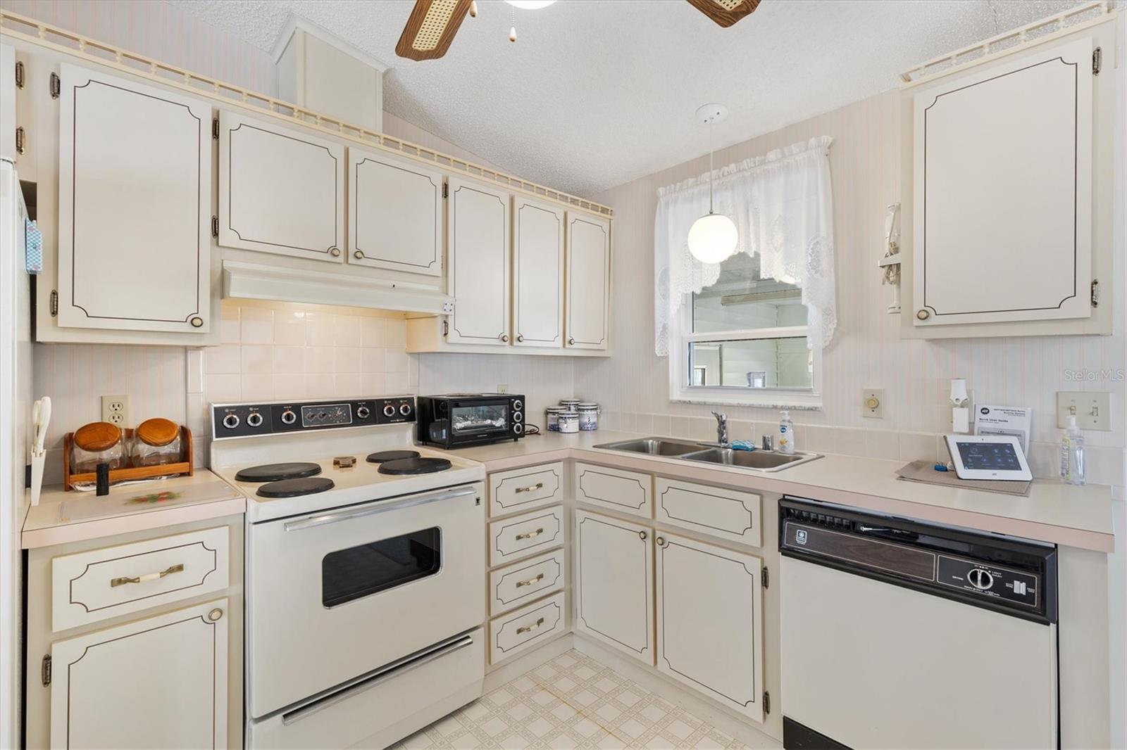 638 RAINBOW BLVD, THE VILLAGES, FL, 32159