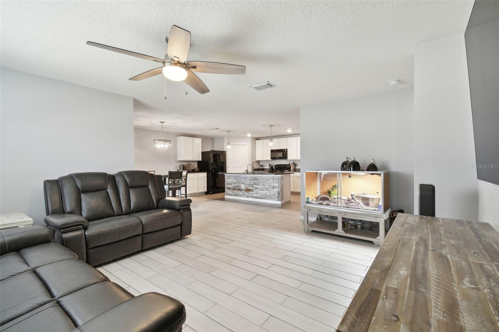 7963 SAIL CLOVER LN, ZEPHYRHILLS, FL, 33540