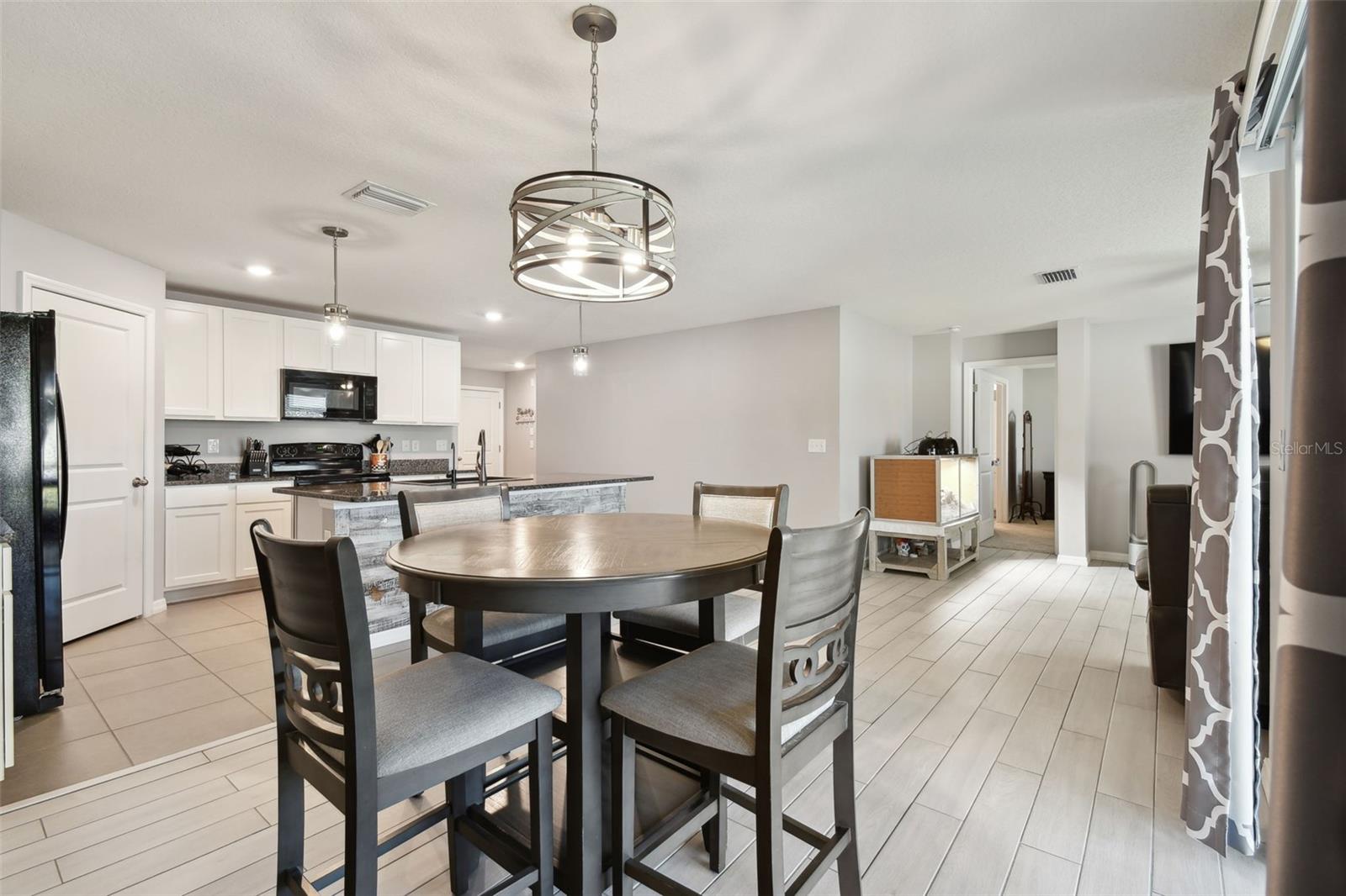 7963 SAIL CLOVER LN, ZEPHYRHILLS, FL, 33540