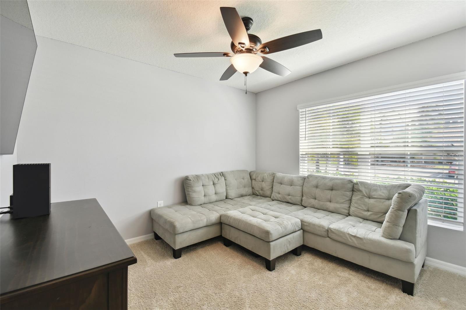 7963 SAIL CLOVER LN, ZEPHYRHILLS, FL, 33540