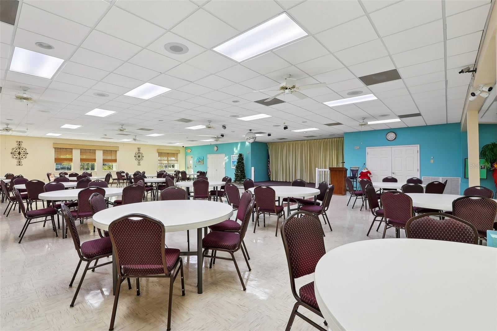 1420 SKYLINE DR, TAVARES, FL, 32778