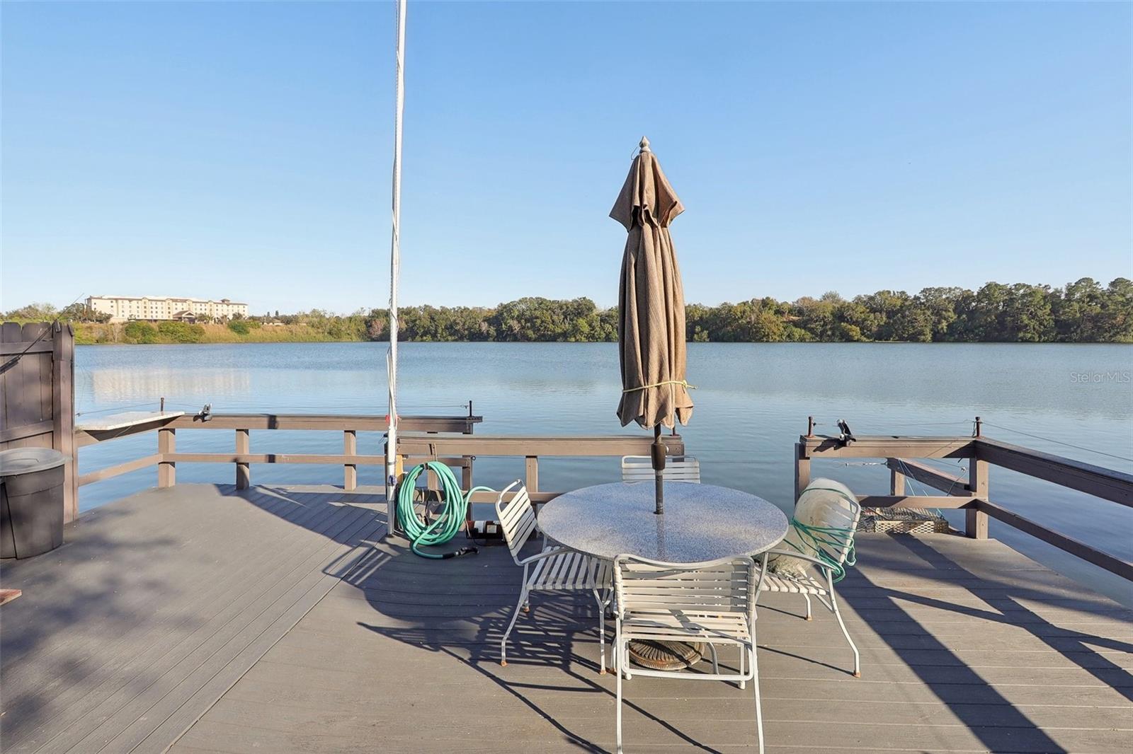 1420 SKYLINE DR, TAVARES, FL, 32778