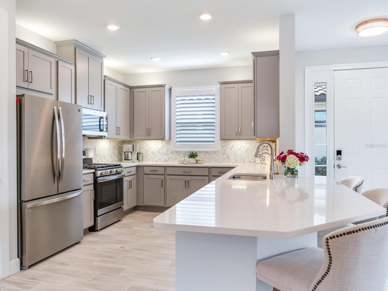 4521 GAROFALO RD, WESLEY CHAPEL, FL, 33543