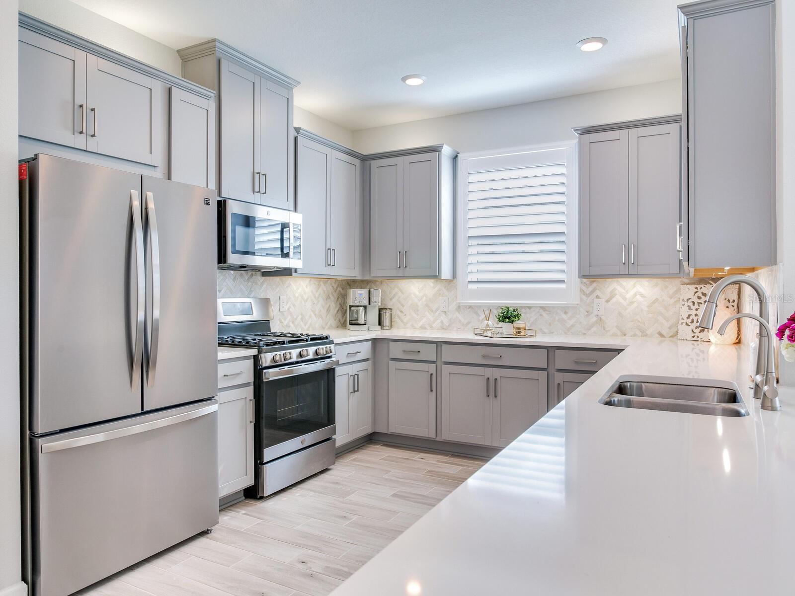 4521 GAROFALO RD, WESLEY CHAPEL, FL, 33543
