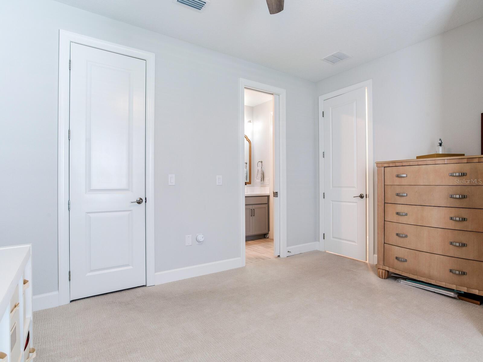 4521 GAROFALO RD, WESLEY CHAPEL, FL, 33543