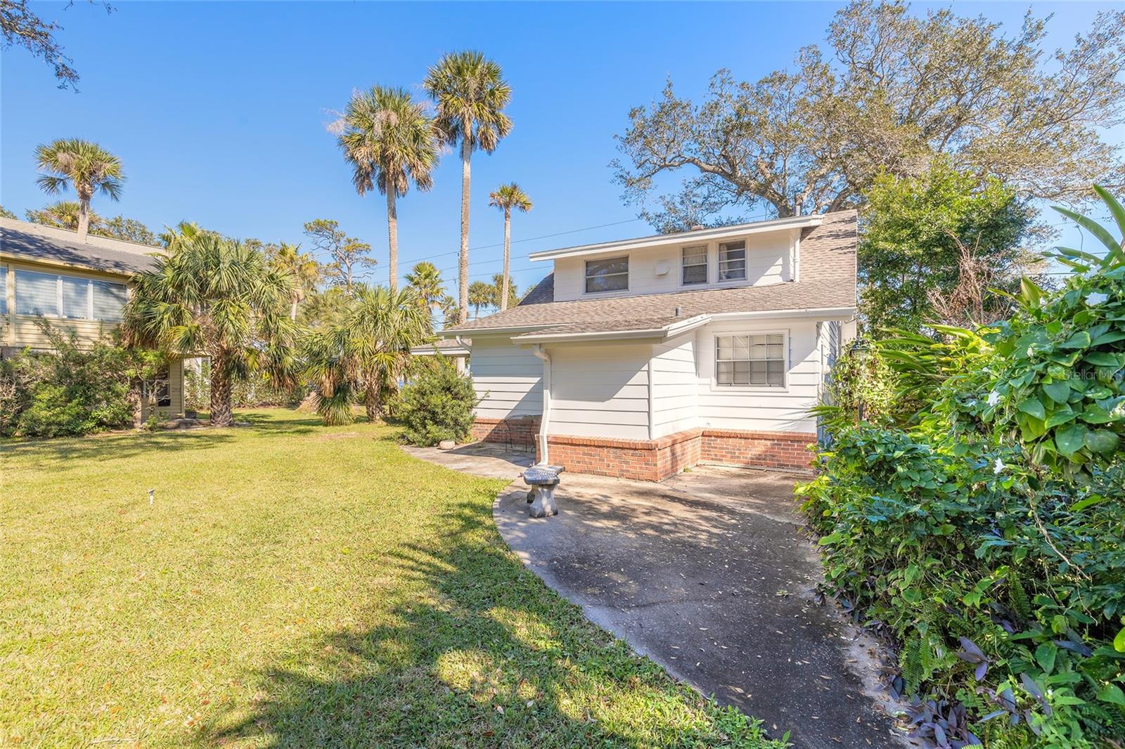 1328 RIVERSIDE DR, HOLLY HILL, FL, 32117
