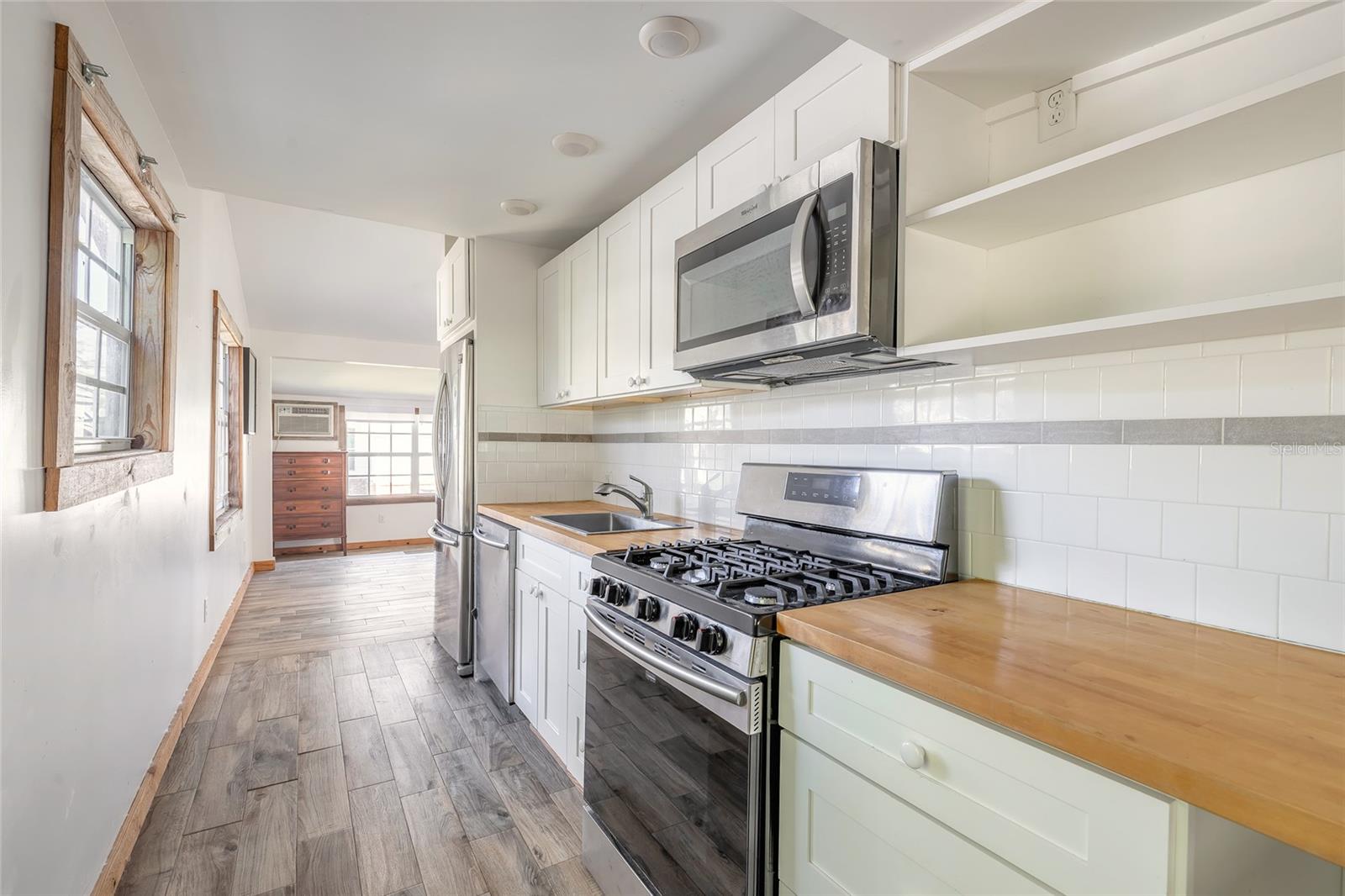 1328 RIVERSIDE DR, HOLLY HILL, FL, 32117