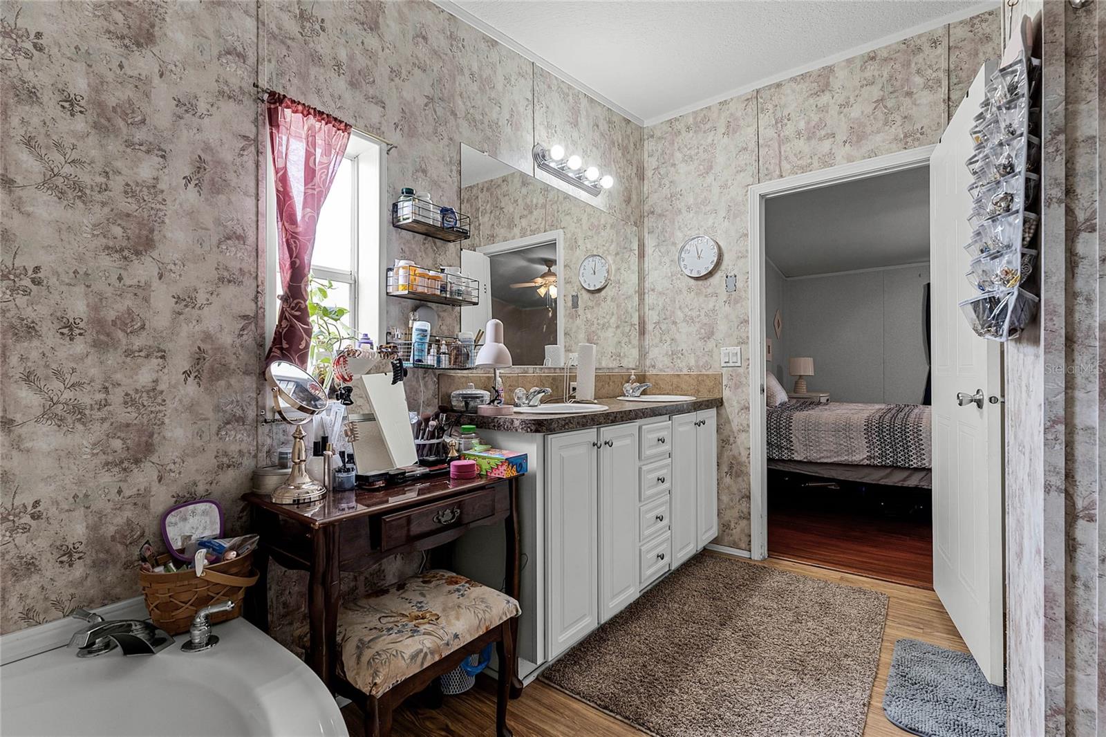 7536 CHARLIN PKWY, ORLANDO, FL, 32822