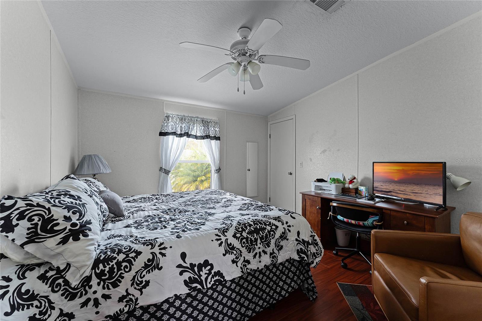 7536 CHARLIN PKWY, ORLANDO, FL, 32822
