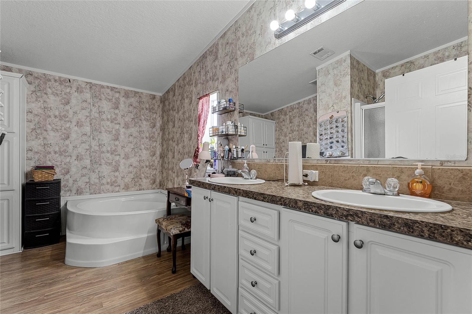 7536 CHARLIN PKWY, ORLANDO, FL, 32822