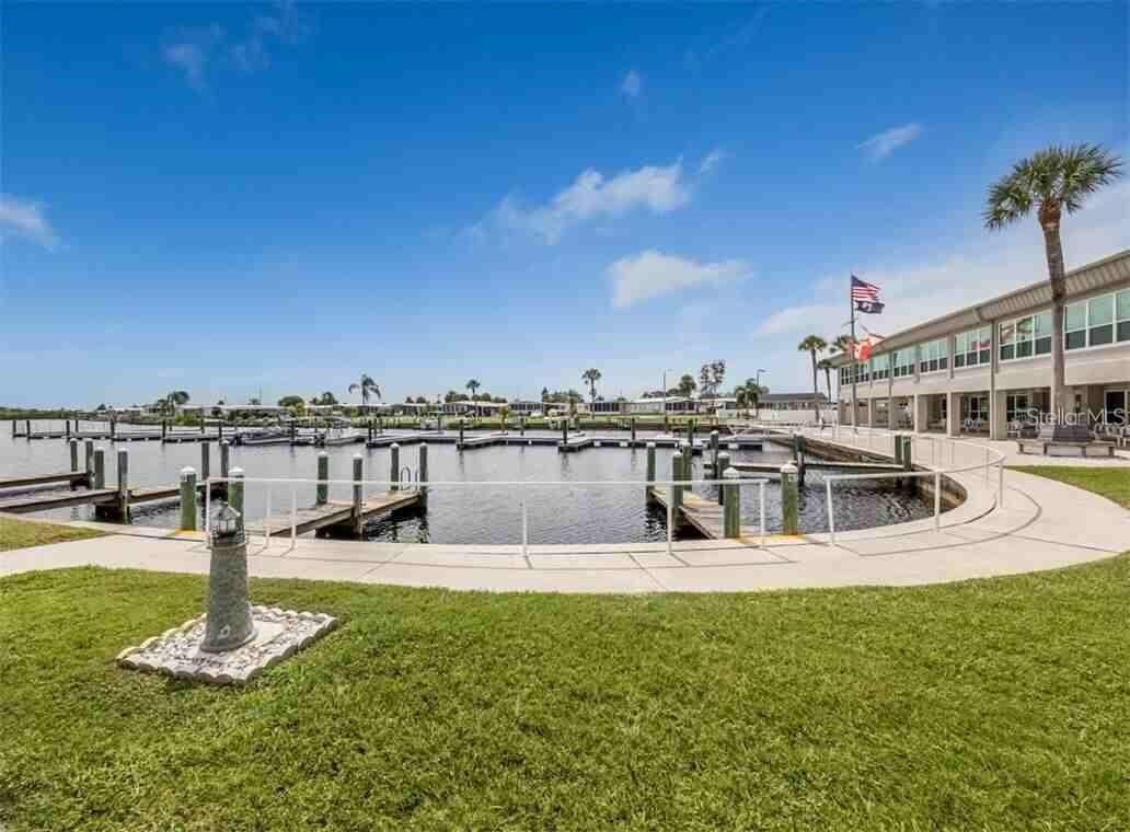 727 BLACKBURN BLVD, NORTH PORT, FL, 34287