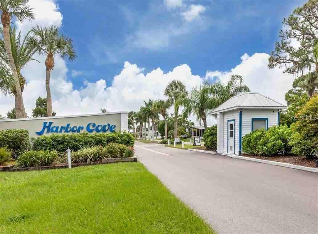 727 BLACKBURN BLVD, NORTH PORT, FL, 34287